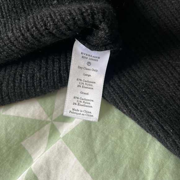 NWOT The Premium Ribbed Cashmere Crew, Black L - Picture 4 of 10